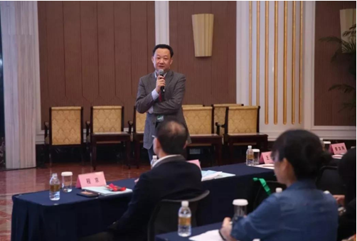 上海伯豪生物總經(jīng)理肖華勝主持研討會